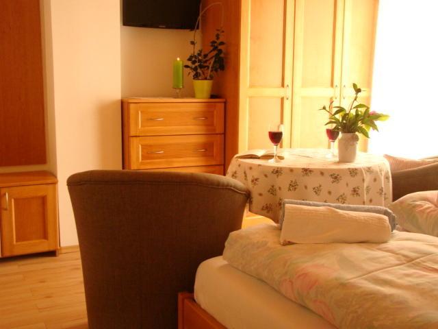 Viragoskert Apartman เฮวิซ ห้อง รูปภาพ